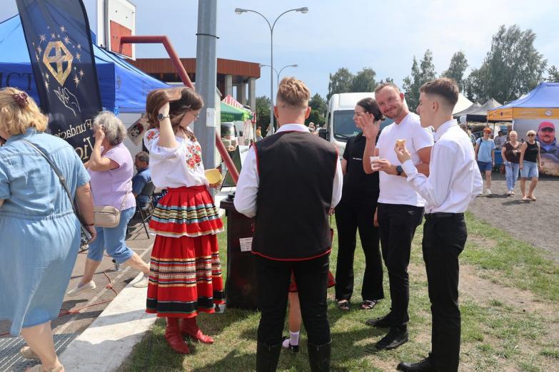 Jarmark Jagielloński w Parczewie połączył tradycję z pomaganiem